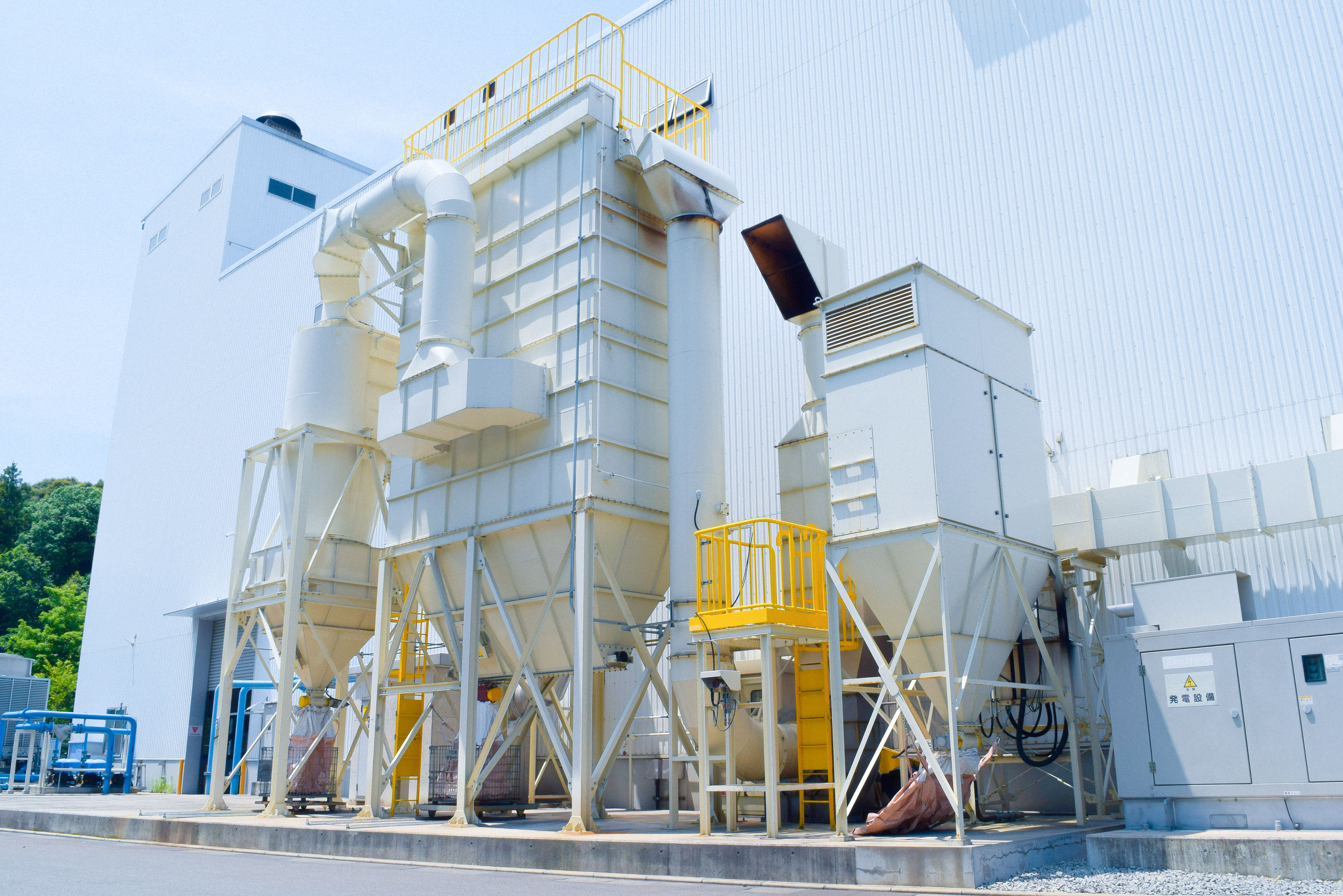 環境に配慮した高性能な集塵機を設置しています